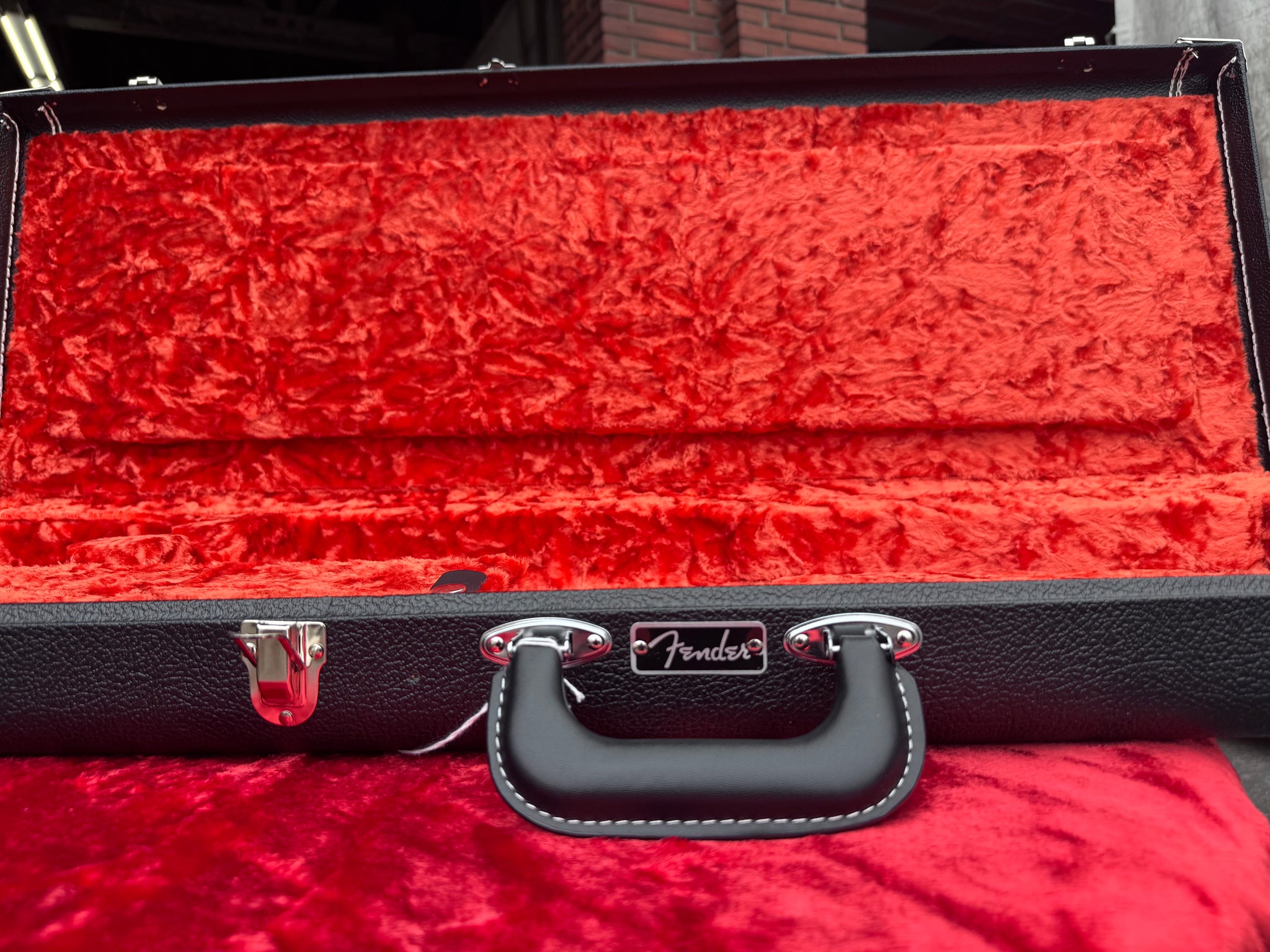 Deluxe Black Strat/Tele Case